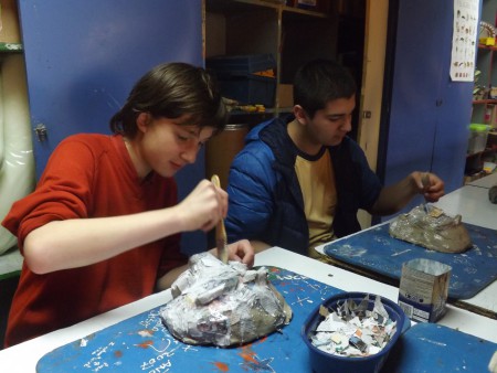 Estudiantes trabajando